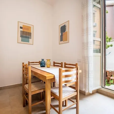 Daire Il Giardino Apartment- Between And Center *