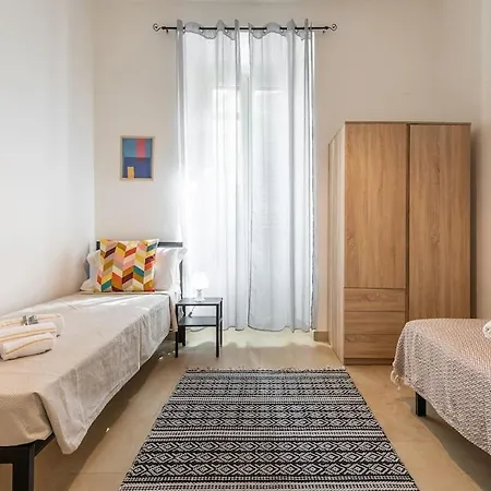 Daire Il Giardino Apartment- Between And Center Cagliari